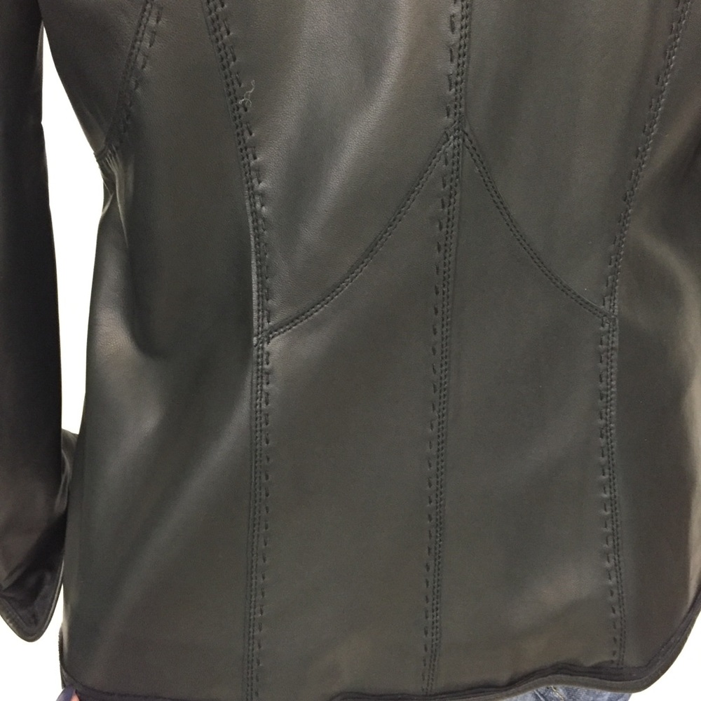 ELIE TAHARI Black Leather Blazer, Size Large - Picture 7 of 8